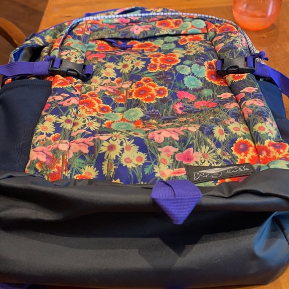 Jansport fits 15” laptop flower backpack main image 6